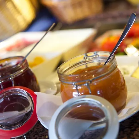 Hotell Zillners Einkehr *** Altheim